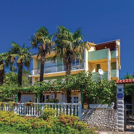 Cozy Apartment In Crikvenica With Wifi Ngoại thất bức ảnh