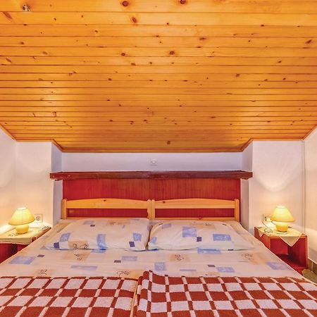 Cozy Apartment In Crikvenica With Wifi Ngoại thất bức ảnh