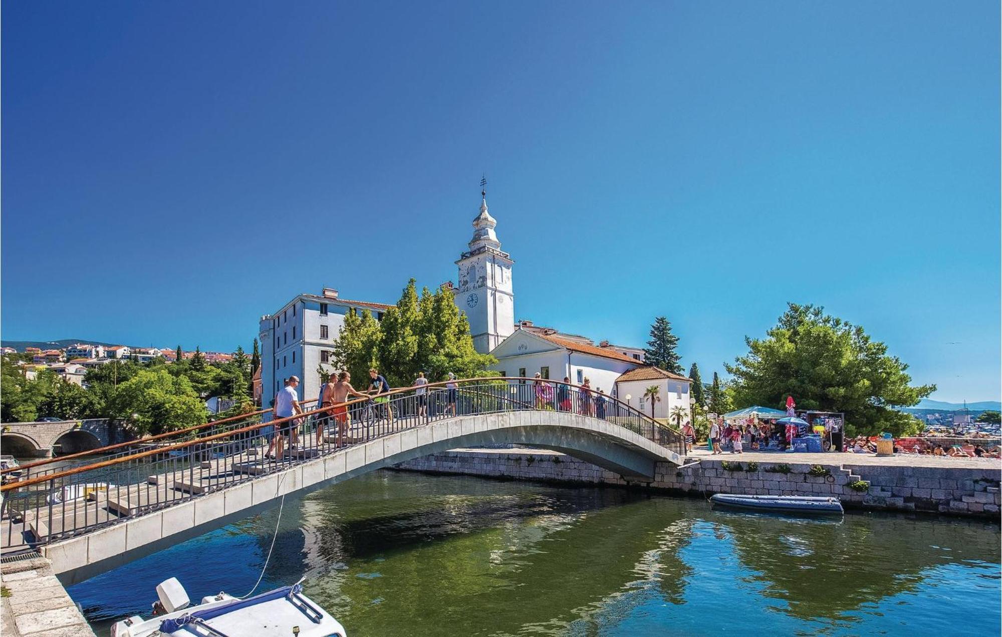 Cozy Apartment In Crikvenica With Wifi Ngoại thất bức ảnh