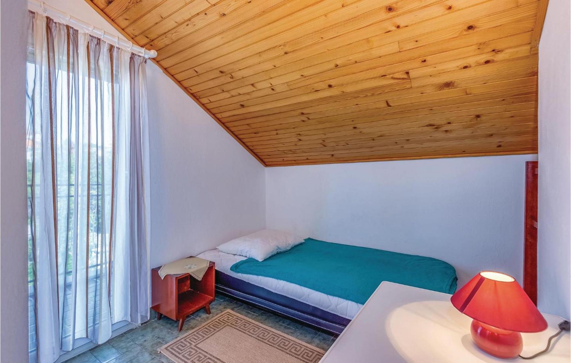 Cozy Apartment In Crikvenica With Wifi Ngoại thất bức ảnh