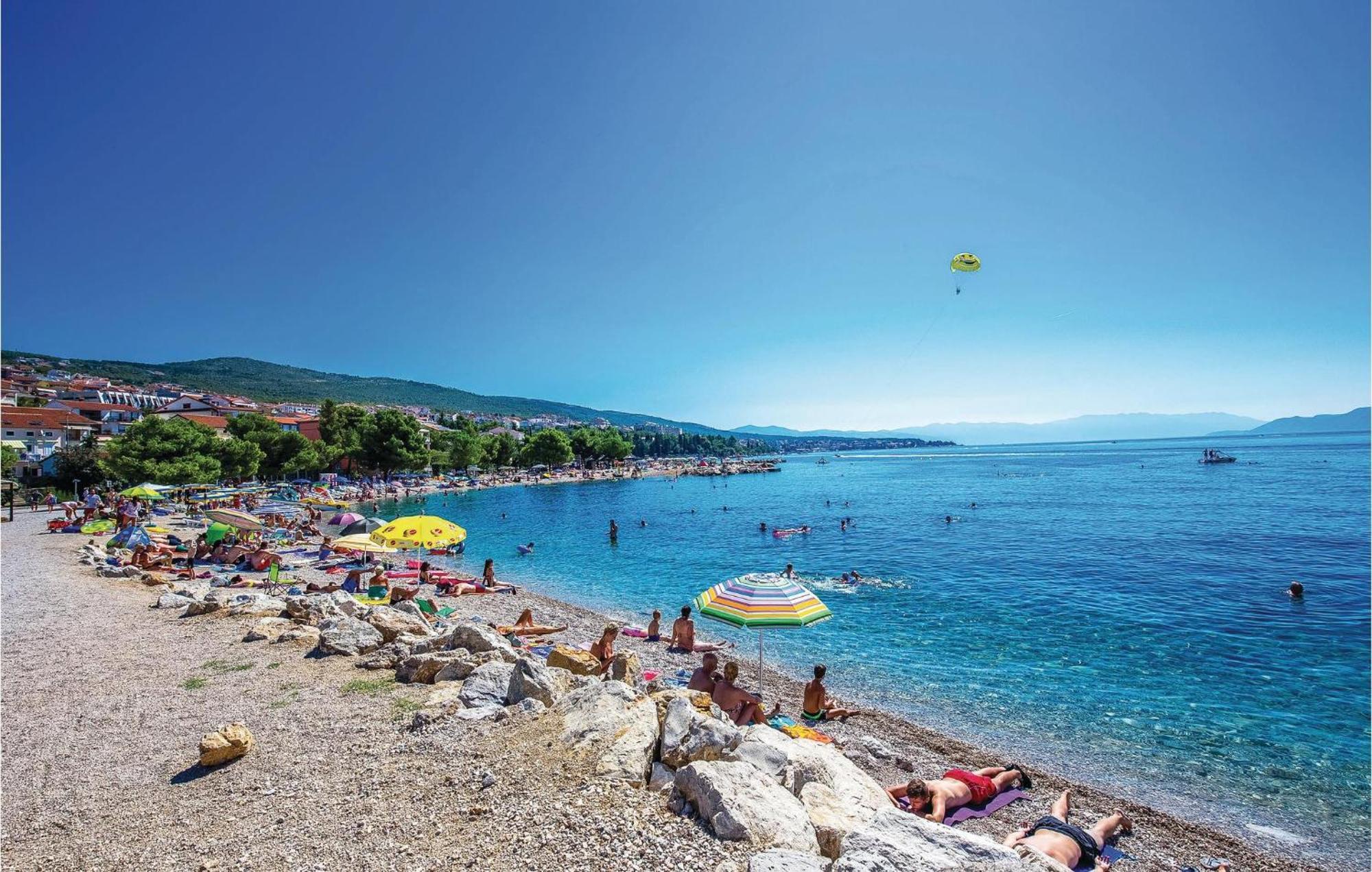 Cozy Apartment In Crikvenica With Wifi Ngoại thất bức ảnh