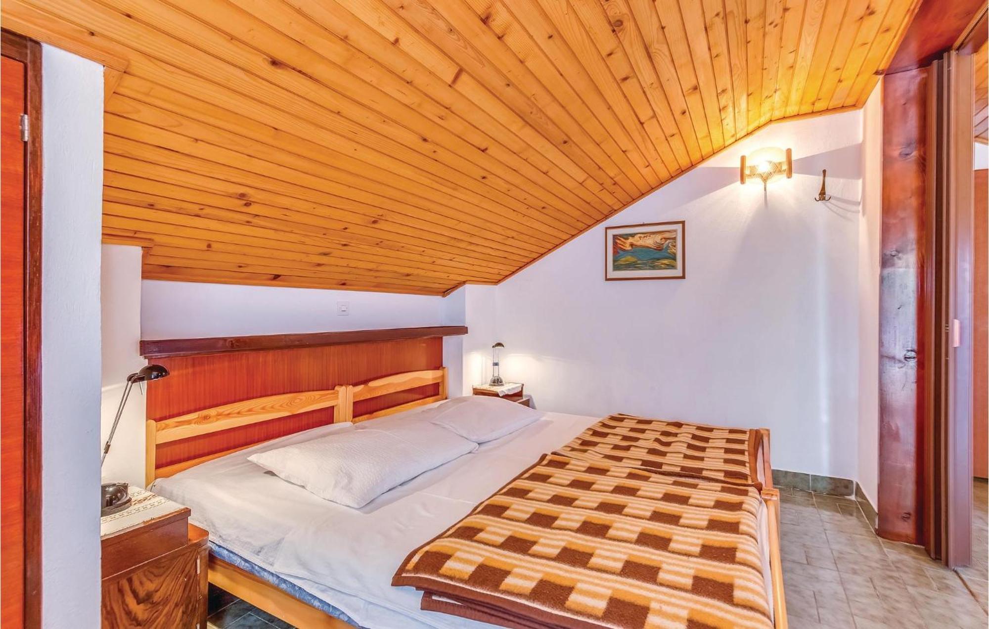 Cozy Apartment In Crikvenica With Wifi Ngoại thất bức ảnh